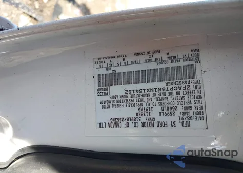 1992 Ford Crown Victoria from USA, damaged, VIN 2FACP73W1NX154152